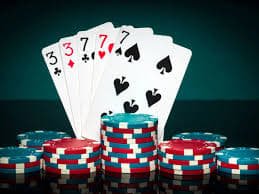 Giao diện Casino trực tuyến trên bong da info hiển thị trên màn hình điện thoại