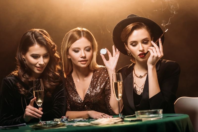 Giao diện cá cược thể thao bóng đá trực tuyến trên bong da info hiển thị trên điện thoại